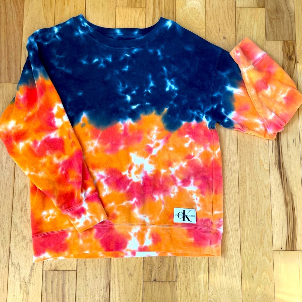 Women’s small, tie dye, Calvin Klein sweatshirt